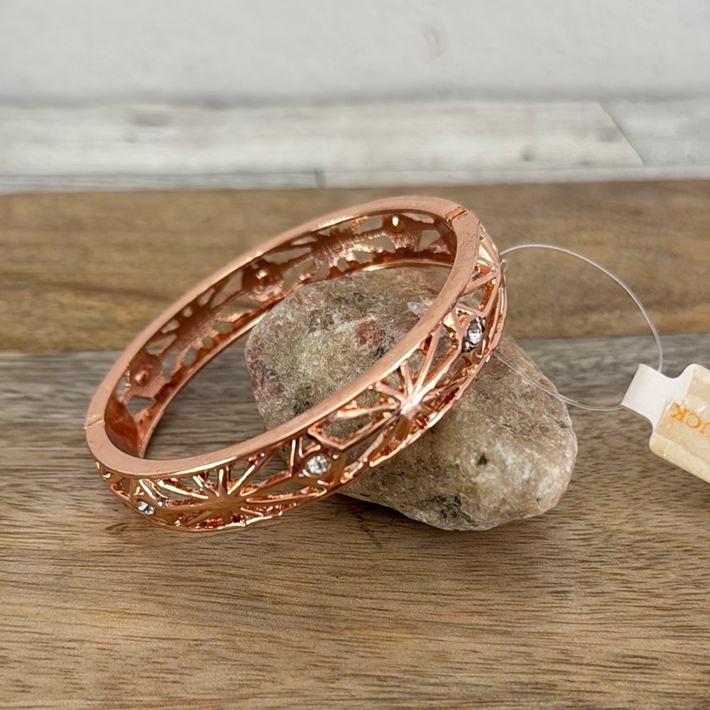 Manluck Filigree Rose Gold Bangle Bracelet NWT